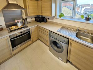 Kitchen- click for photo gallery